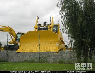 小松D475A推土机