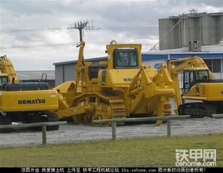 小松D475A推土机