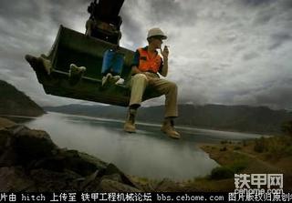 最悠闲的挖掘机机手？