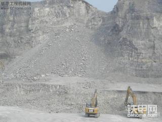 CAT挖掘机移山[国内施工场景]