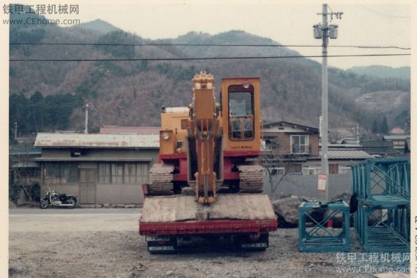 1984年加籐挖機(jī)HD-350