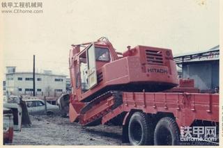 1984年日立挖機(jī)UH03D