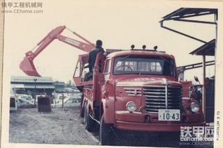 1984年日立挖機(jī)UH03D