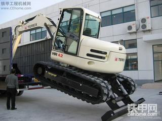 TEREX TC125 （HR42）上卡車(chē)