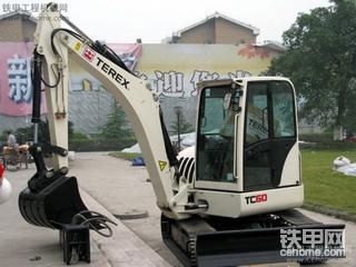 TEREX TC60 在四川进行抗震救灾