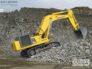 给大家欣赏小松PC800-7型  靓啊~