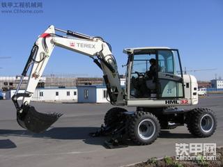 TEREX HML32轮式挖掘机