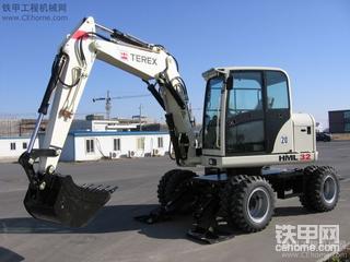 TEREX HML32輪式挖掘機