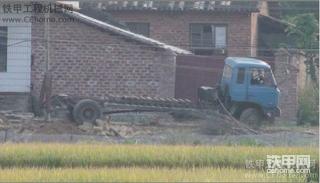 完美的小挖板车