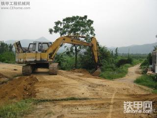 住友S265挖掘機(jī)