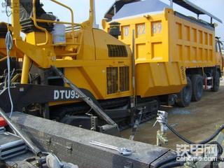 三一DTU95多功能摊铺机施工图