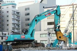 神钢挖掘机美图