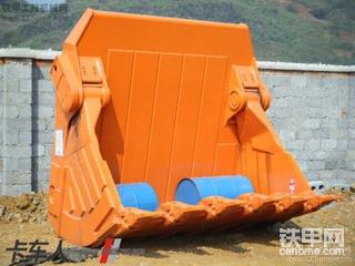 日立EX1200大型挖掘机组装图（在其他网站看到的）