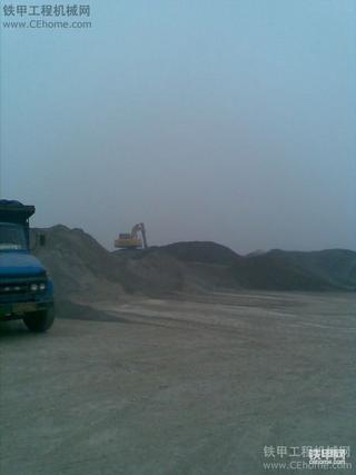 工地随拍：卡特装载机 三一挖掘机 平地机