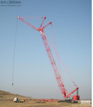 履带吊野外作业图