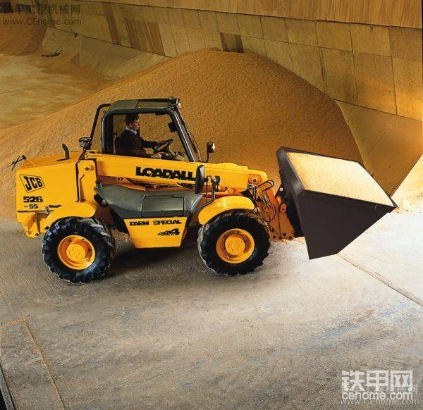 也可當(dāng)裝載機(jī)用