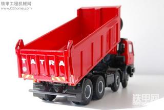 太脱拉卡车模型，底盘机构很帅哈哈。