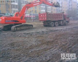 今天拍到的斗山机器