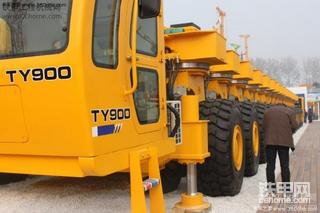 为国争光，徐工900吨运梁车