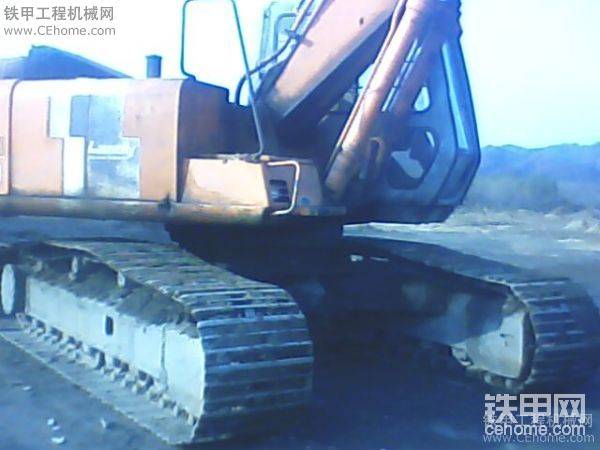 前些天安裝的暖風(fēng)和這有原因沒(méi)。還是天冷把油門電機(jī)凍壞？？