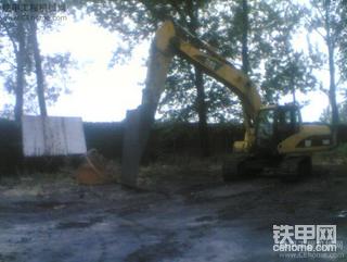 挖掘机卸火车车厢煤-----卸煤机