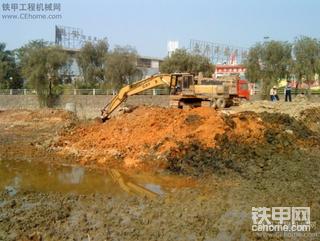 骆驼大师开的卡特200B