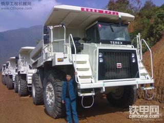 公司剛進(jìn)的大礦車  夠狂躁?。? onerror=