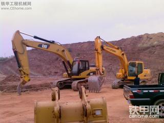 现在开的CAT336D
