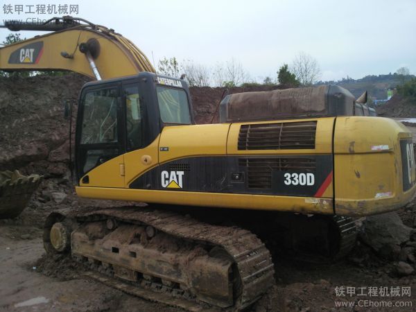 CAT330D挖掘機(jī)8000小時(shí)使用報(bào)告。