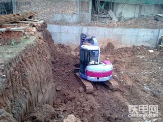 小松PC50UU拐臂挖掘机