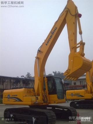 准备提的机器--龙工225