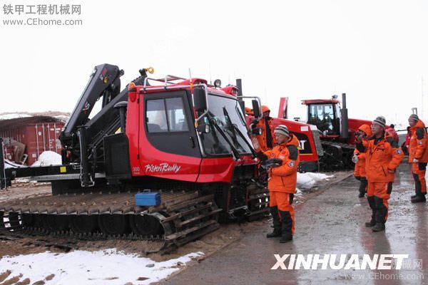 南極雪地車