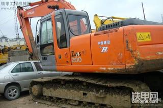 上海中介出售日立ZX200【原裝進口】