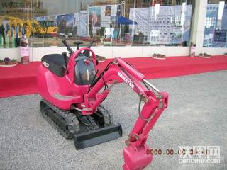 小松开会，南京钢加之行。