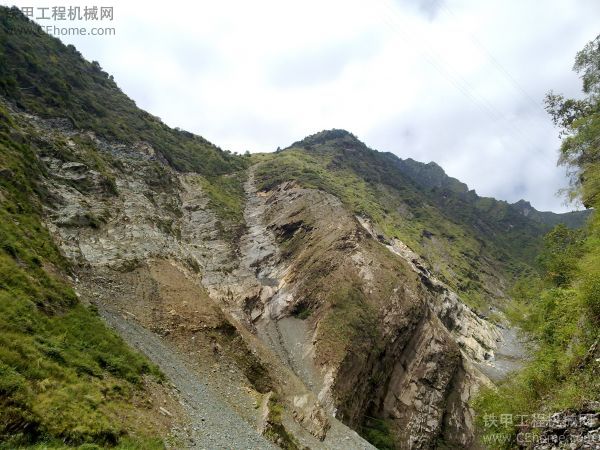 亲历挖掘机事故(四川甘孜)