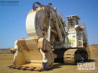 液压挖掘机Terex RH 400