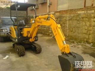 这是啥牌子的挖机