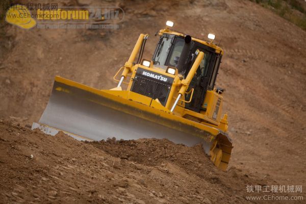 Bauma2010 KomatsuD65跨入-16時代