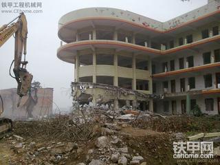 拆3100平方框架教学楼