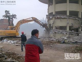 拆3100平方框架教学楼