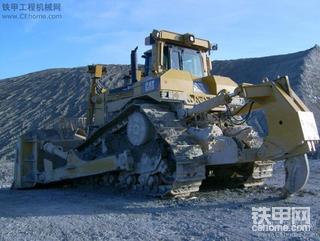 CAT D11T
