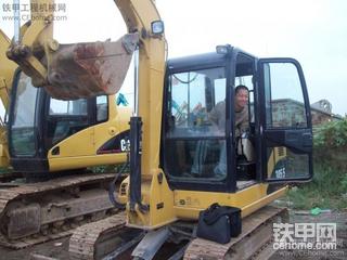 天津挖掘机市场小拍