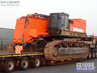 全新的日立870-3加长臂施工