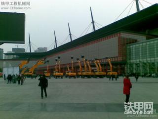 河南三一挖掘机产品订货会