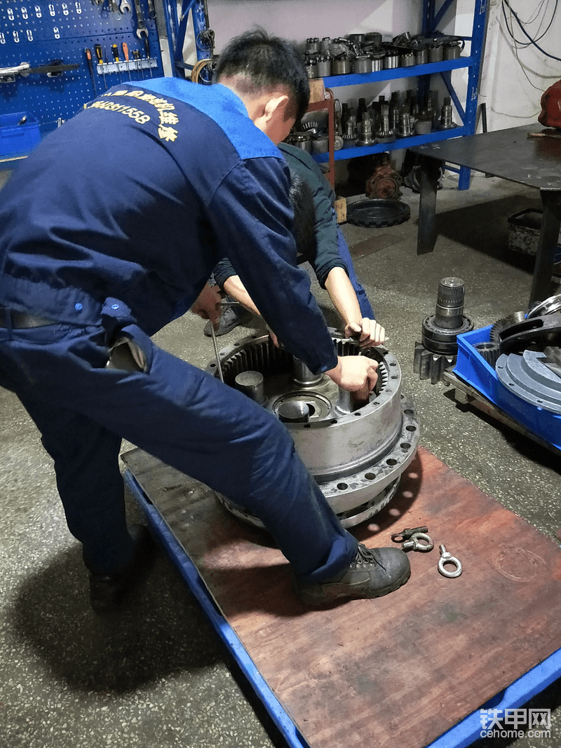 工程机械维修学徒机手